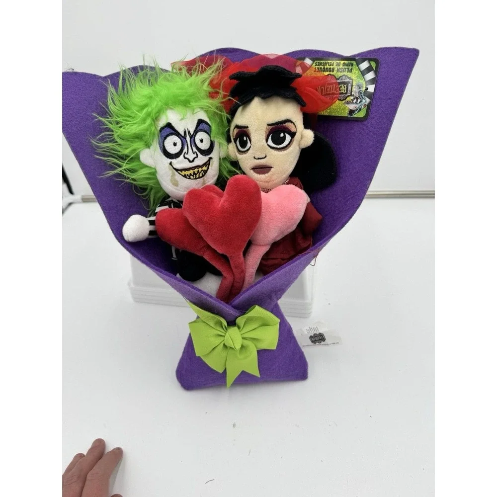 BEETLEJUICE & LYDIA Valentine's Day 13